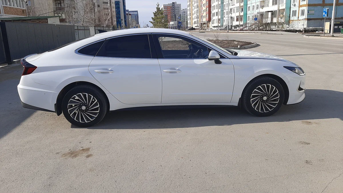 Hyundai Sonata аренда